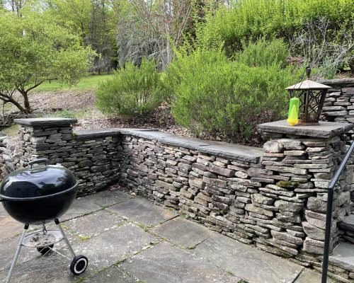 Dry Stackable Stone Wall